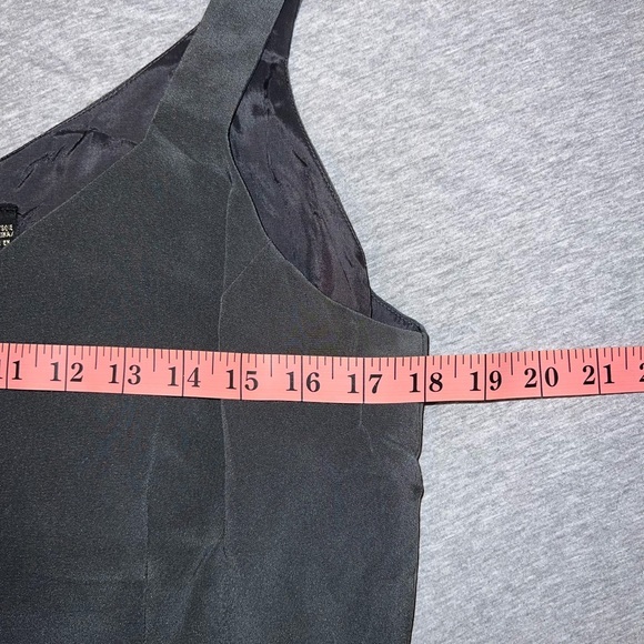 Dana Bachman Dress. Size 12.  Worn once. 100% Silk. - Picture 8 of 10